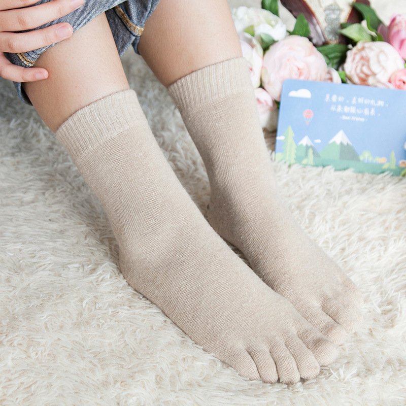 Ms. Winter Wool Socks Toe Socks In Tube Socks Solid Color Thick Warm Socks Leisure Absorb Sweat Toe Socks